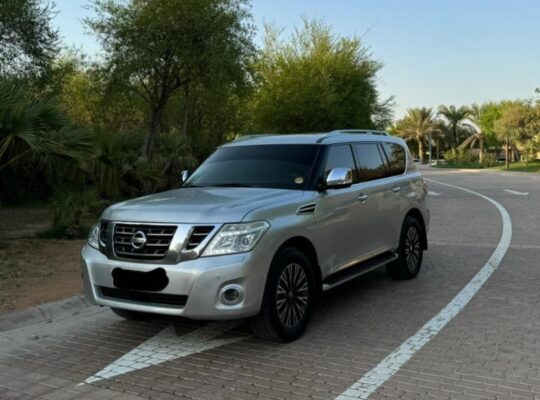 Nissan patrol platinum 2016 Gcc in good condition