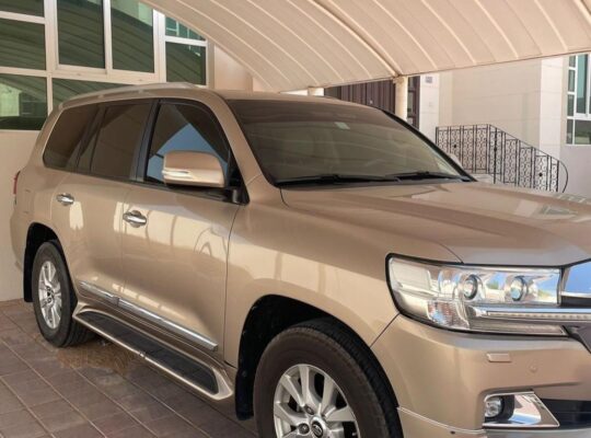 Toyota Land cruiser GXR 2018 Gcc for sale