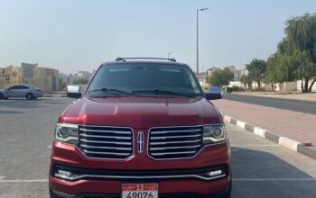 Lincoln Navigator full option 2015 in good conditi