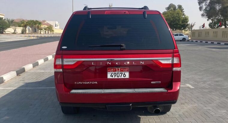 Lincoln Navigator full option 2015 in good conditi