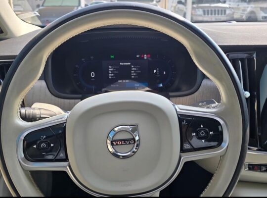 Volvo S90 Full option Gcc 2023 For sale