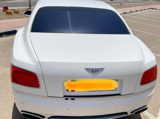 Bentley Flying Spur 2014 Gcc full option for sale