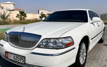 Lincoln Town car 2004 in good condition for sale