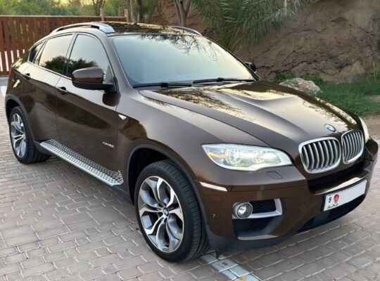 BMW X6 5.0 full option 2013 Gcc in good condition