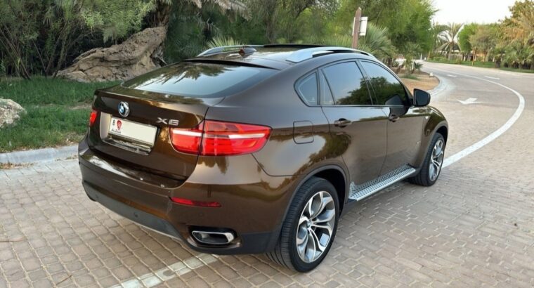 BMW X6 5.0 full option 2013 Gcc in good condition