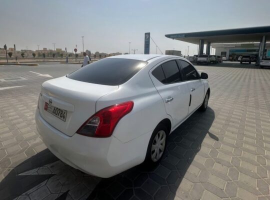 Nissan Sunny 2012 Gcc for sale