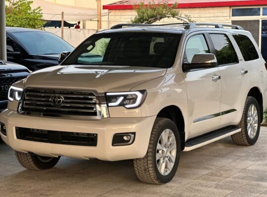 Toyota Sequoia platinum 2018 USA imported