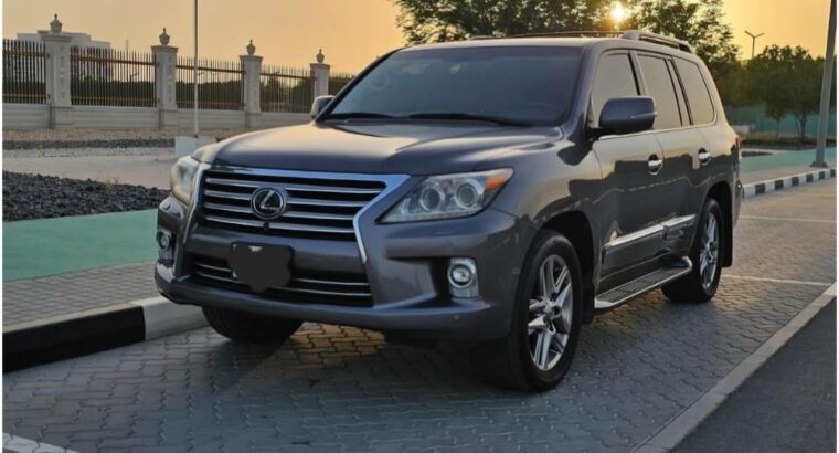 Lexus LX570 full option 2013 Gcc for sale
