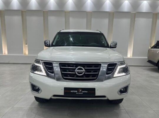 Nissan patrol mid option 2015 in good condition