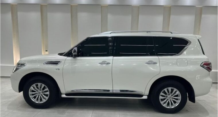 Nissan patrol mid option 2015 in good condition