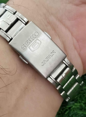 Seiko5 Automatic 7S26 caliber 21-jewel Blue dial F