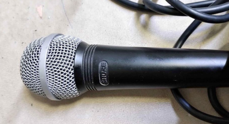 Shure 8700 mic with cable for sale