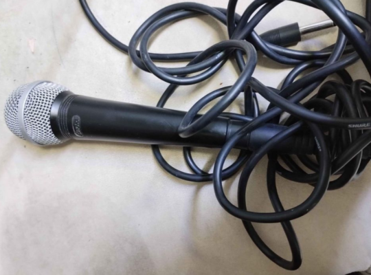 Shure 8700 mic with cable for sale