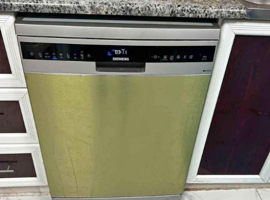 Siemens iQ500 Dishwasher 3 rack available for sale