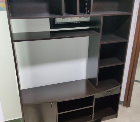 TV 42in TV cabinet excellent condition For Sale
