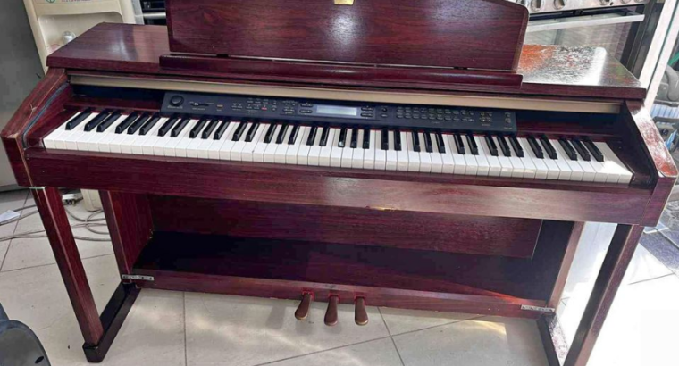 Yamaha Clavinova CLP-150 piano for sale