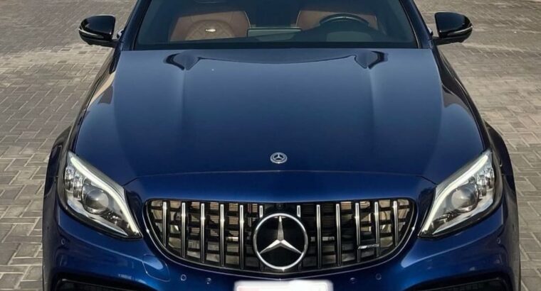 Mercedes C63s AMG full option Gcc