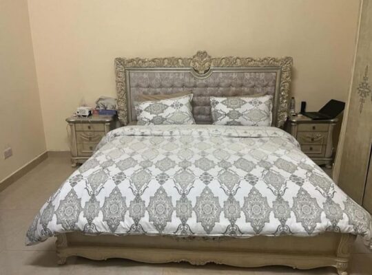 للبيع غرفه نوم بحاله ممتازه