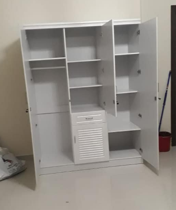 Brand new 3door wardrobe available for sale