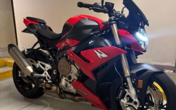 BMW S1000R 2021 Imported in perfect condition for