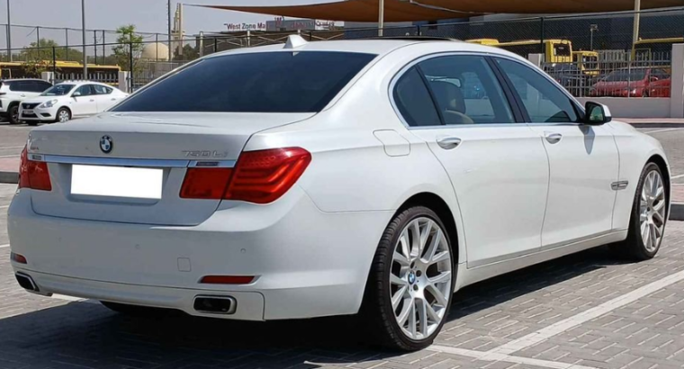 BMW 750Li 2010 Gcc specs v8 in great shape For Sal