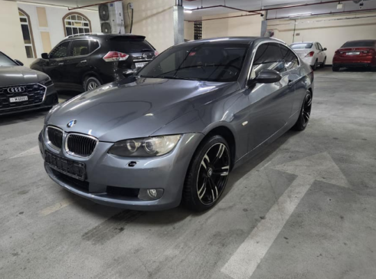 Bmw 325I 2009 in perfect condition for sale