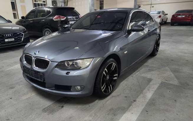 Bmw 325I 2009 in perfect condition for sale