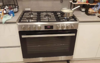 Bosch Gas Stove Oven With Fan 90cm For Sale