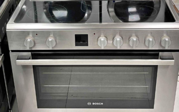 Bosch electric ceramic Cooker 90cm for sale