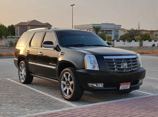 Cadillac Escalade 2007 Gcc in great condition for