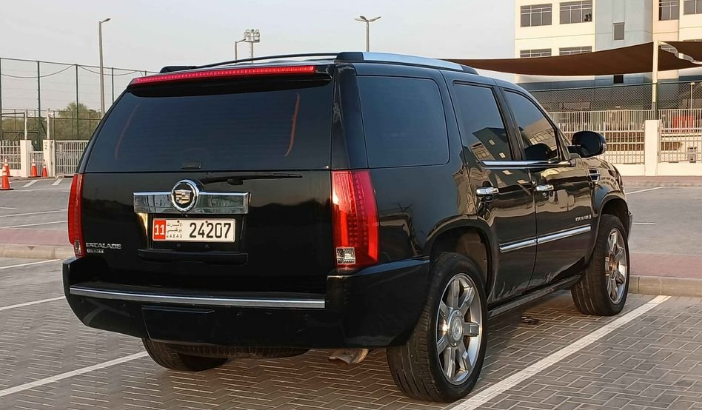 Cadillac Escalade 2007 Gcc in great condition for