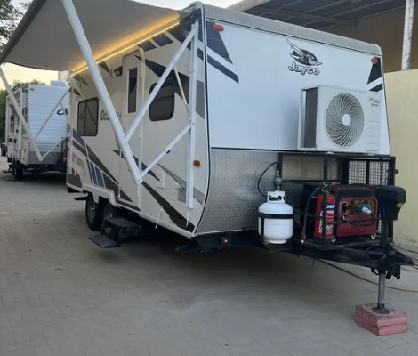 Caravan ( toy hauler) for sale