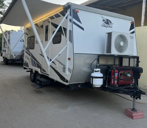 Caravan ( toy hauler) for sale