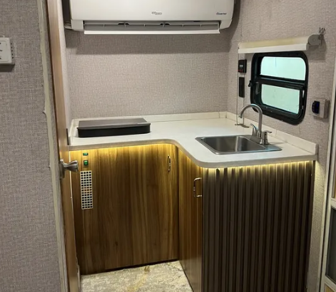 Caravan ( toy hauler) for sale