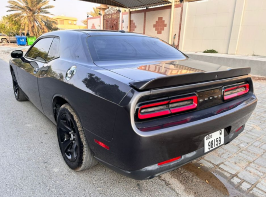 Dodge challenger SXT 2018 Imported from US For Sal