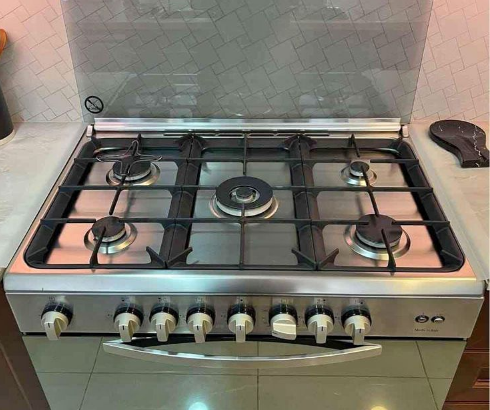 Gas cooker Indesit new model for sale