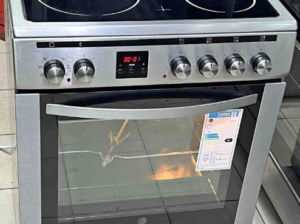 Hoover electric cooker top 4 hobs 60by60 cm for sa