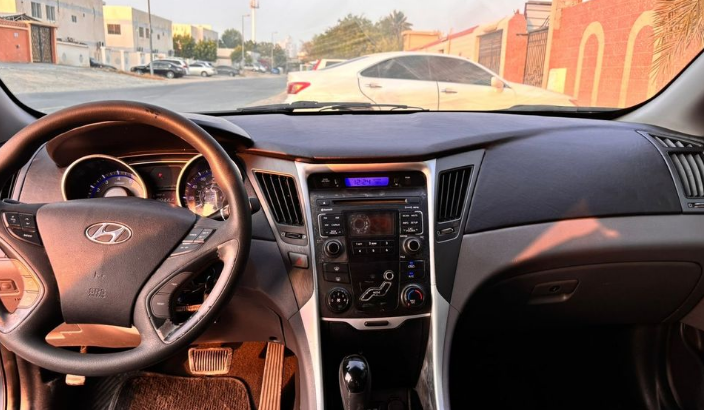 Hyundai Sonata GLS 2011 US Specs 4v 2.4l For Sale