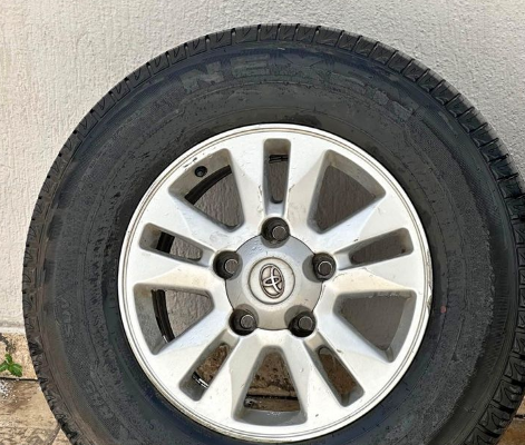 LAND CRUISER original rims for sale