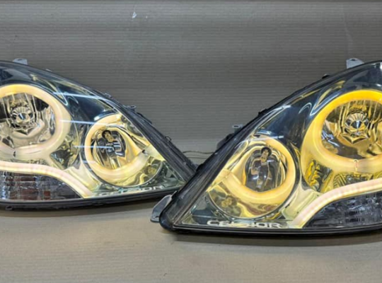 Lexus 430 JDM headlight 2003 For Sale