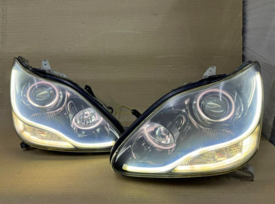 Lexus 430 JDM headlight 2005 for sale