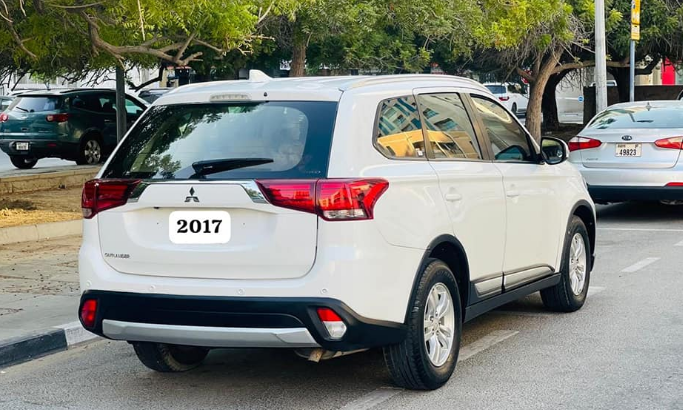 MITSUBISHI OUTLANDER 2017 GCC FOR SALE