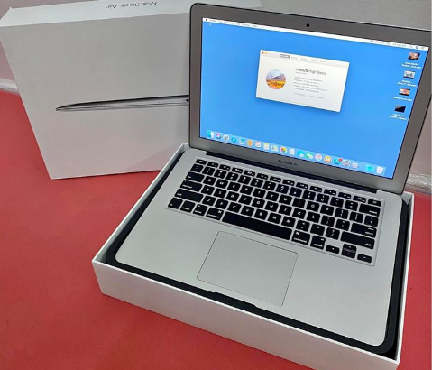 MacBook Air 2014 Core I7 For Sale