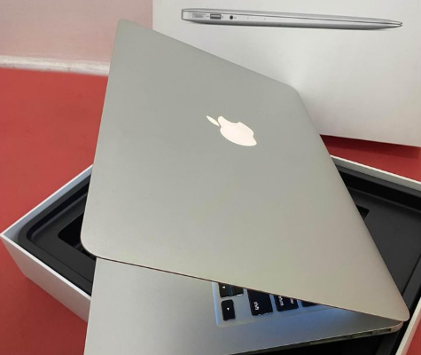 MacBook Air 2014 Core I7 For Sale