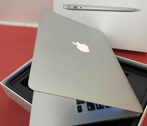 MacBook Air 2014 Core I7 For Sale