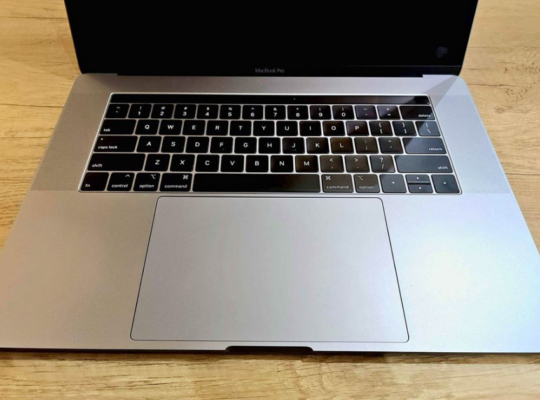 MacBook Pro i9 2019 For Sale