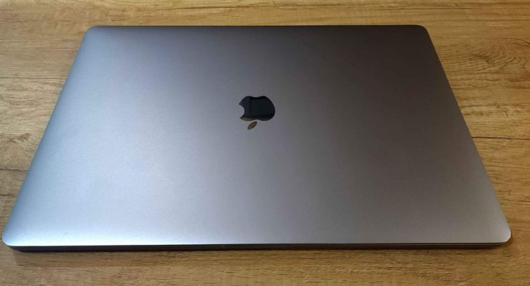MacBook Pro i9 2019 For Sale