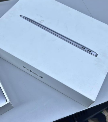 Macbook M1 16gb/256gb Complete Box For Sale