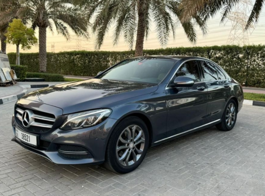 Mercedes C200 2015 GCC full option For Sale