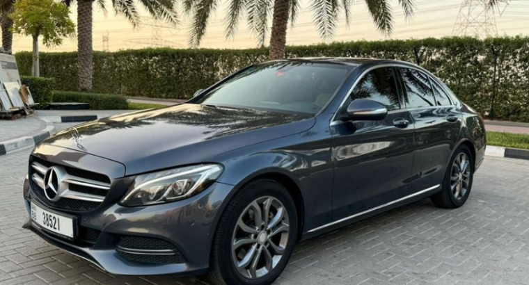 Mercedes C200 2015 GCC full option For Sale